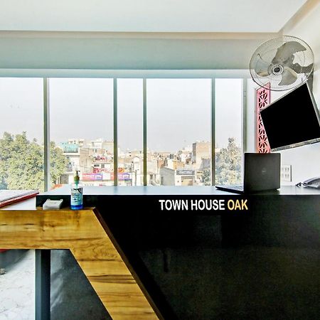 Super Townhouse Geetanjali Inn غورغاون المظهر الخارجي الصورة