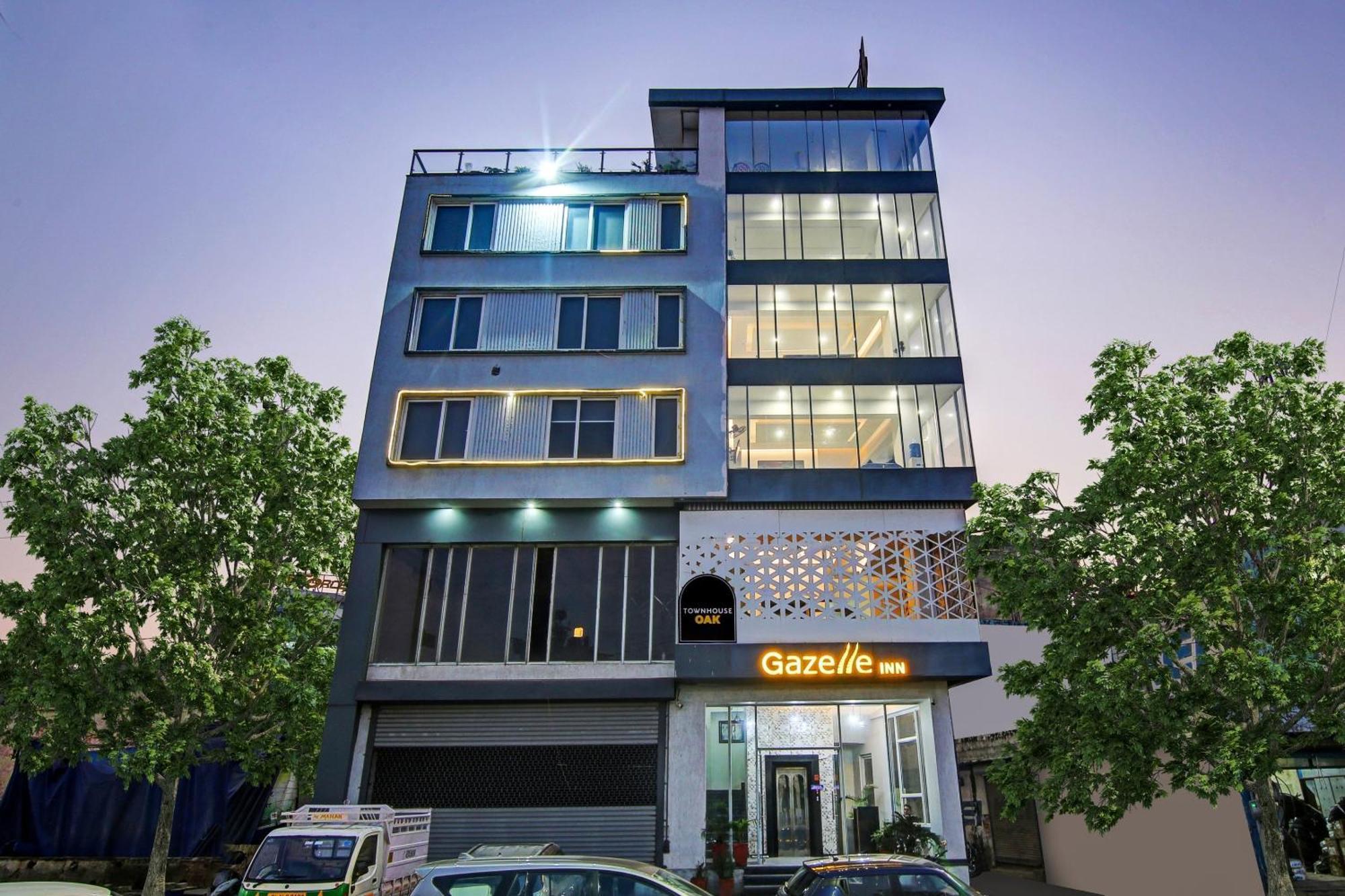 Super Townhouse Geetanjali Inn غورغاون المظهر الخارجي الصورة